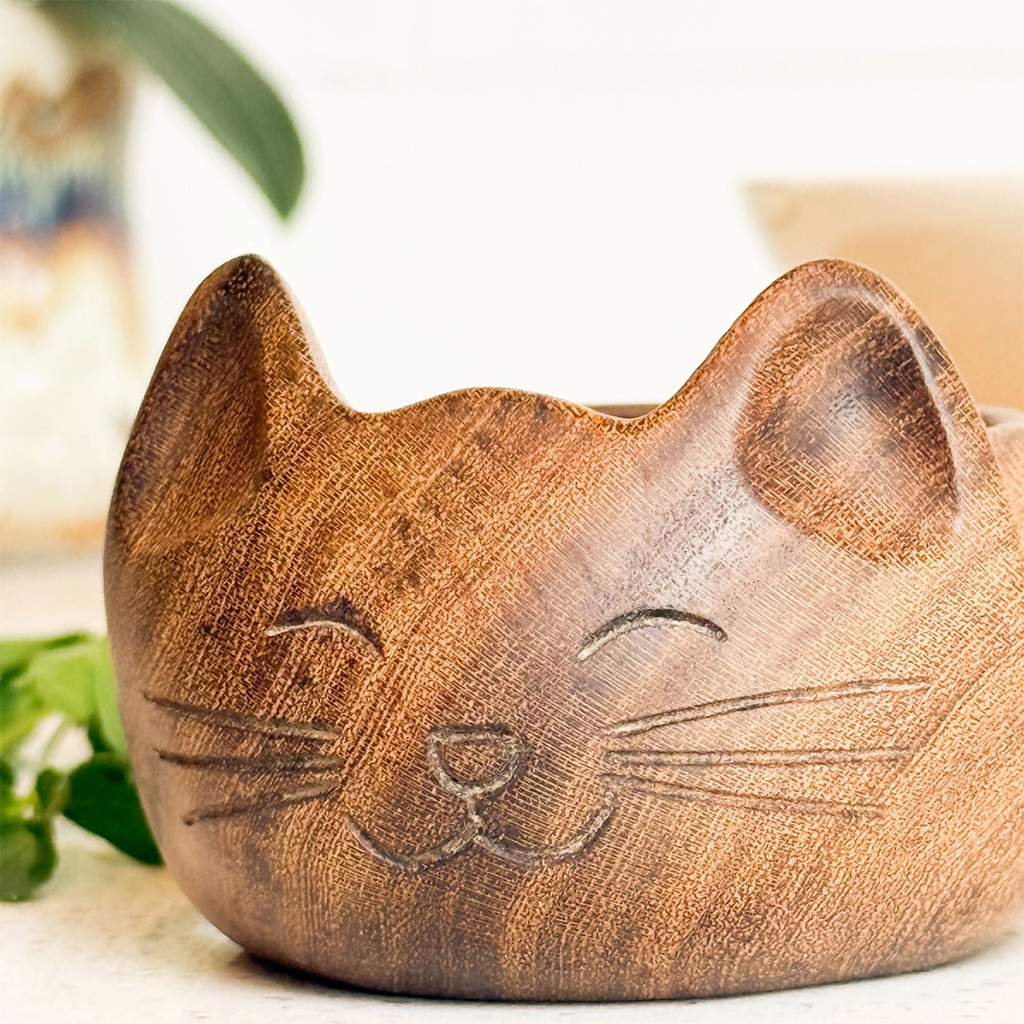 Wood salt bowl with cat face design