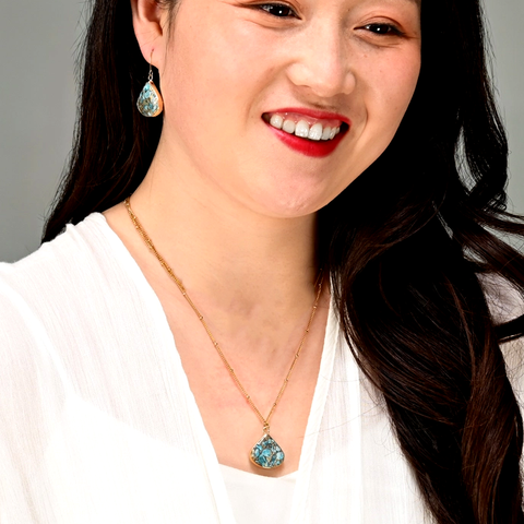 Fan-shaped turquoise emperor stone gold earrings