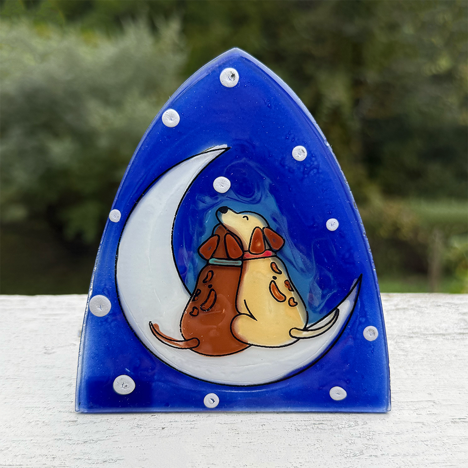 Glass nightlight with a moon and 2 dogs