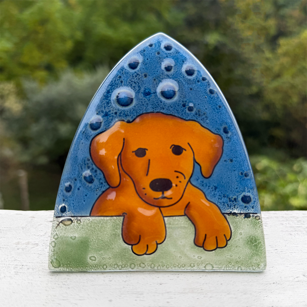 Glass nightlight with tan puppy on front blue background