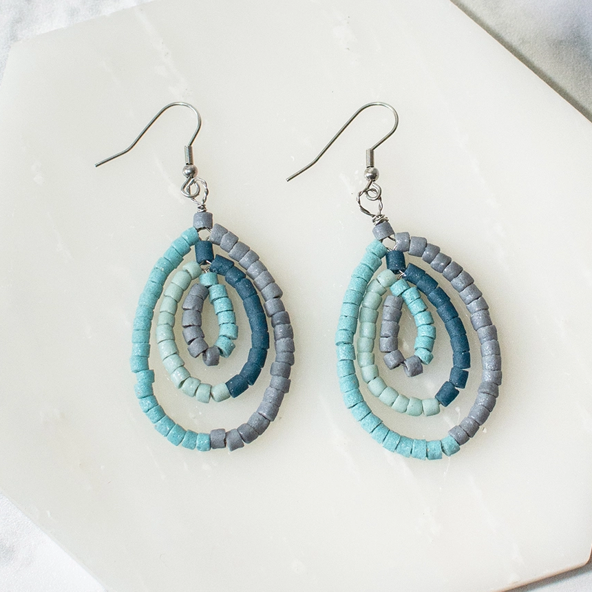 Glass earrings teardrop shape 3 strands of blue and gray beads