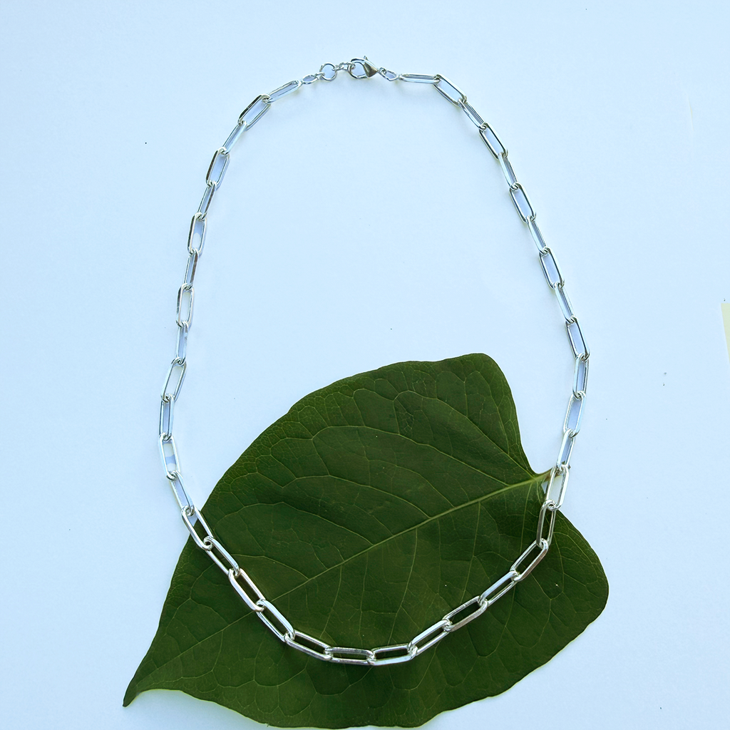 Silver-plated chain link necklace