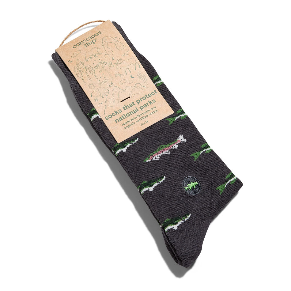 Socks That Protect National Parks (Gray Fish), India