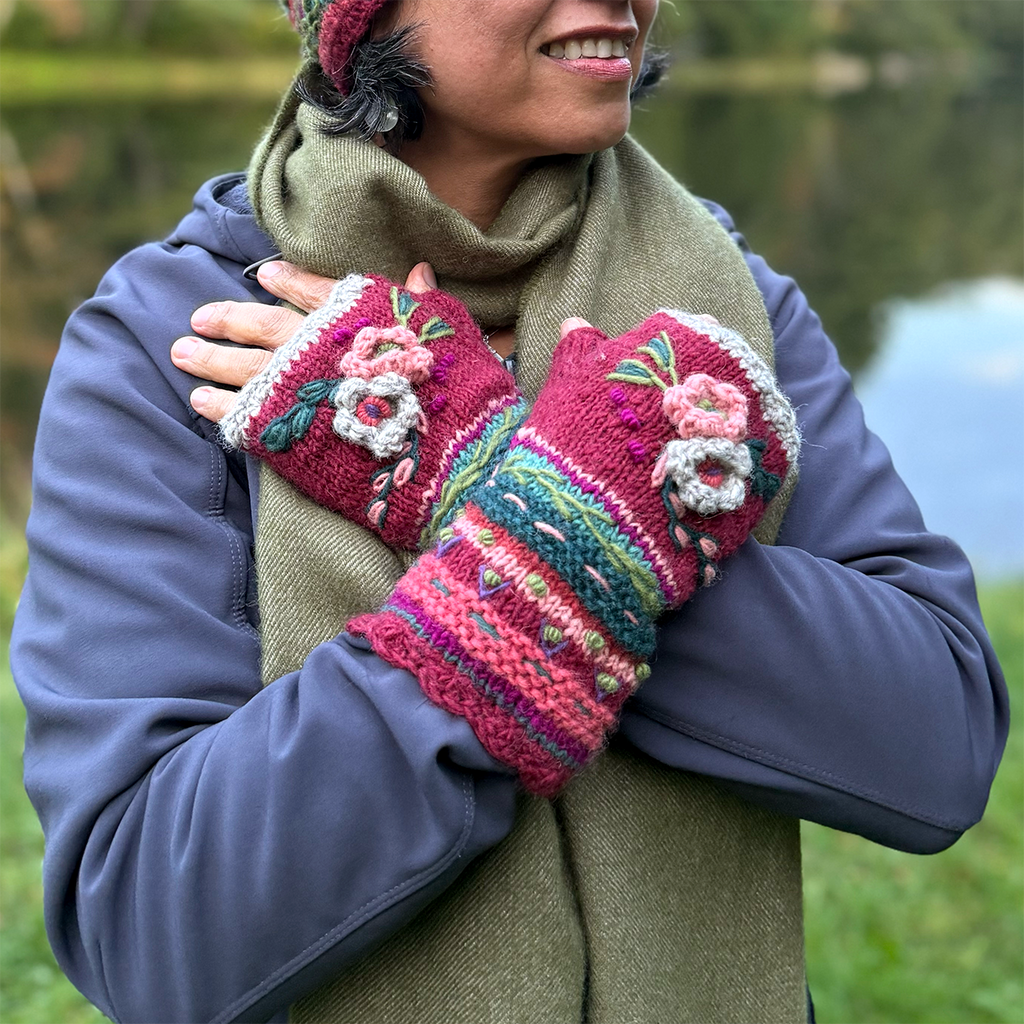 Exquisite Wool Fingerless Gloves - Berry Floral, Nepal