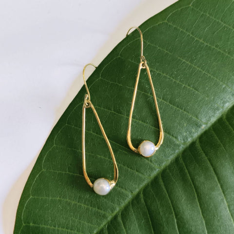 Fair trade brass pearl teardrop earrings