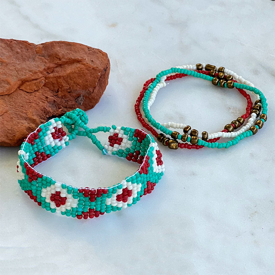 Fair trade bead bracelets handmade in Guatemala