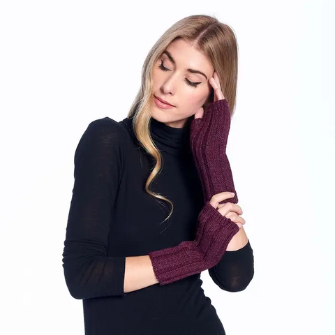 Fair trade alpaca glove red handmade in Peru