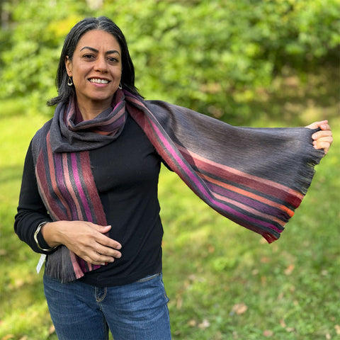 Fair trade alpaca scarf handmade by artisans in Educador.