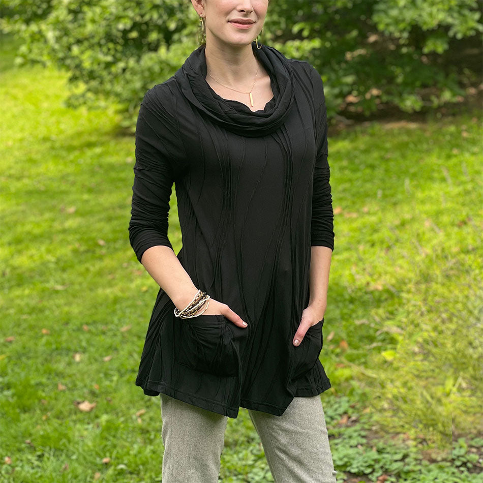 Fair trade pocket cotton tunic handmade by women in Nepal