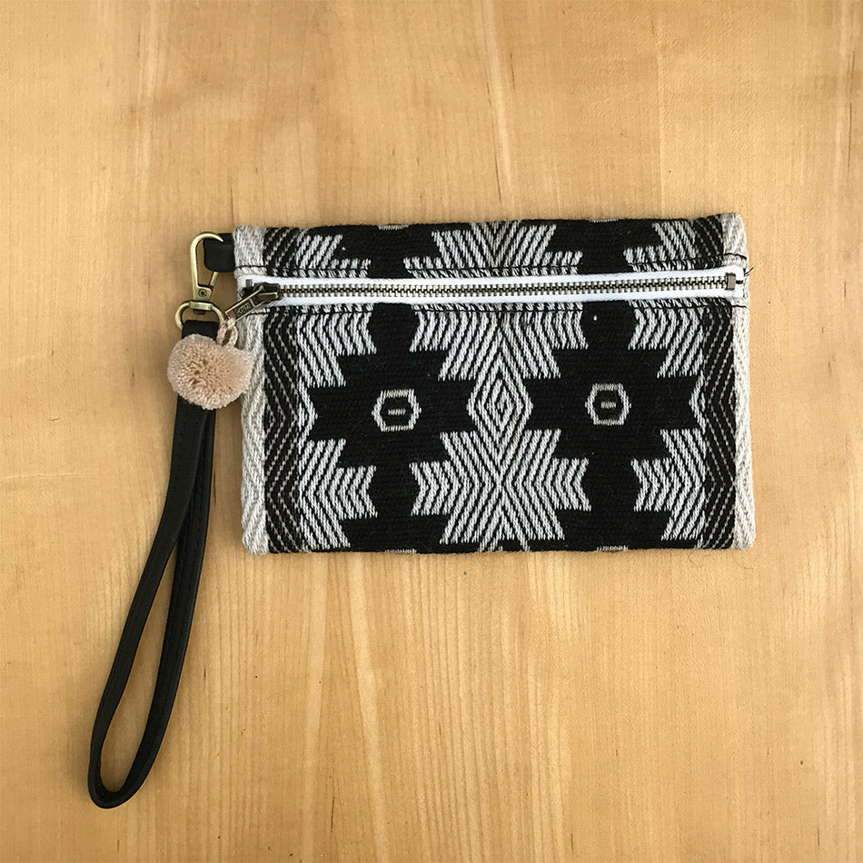 Fair trade clutch handmade in Peru