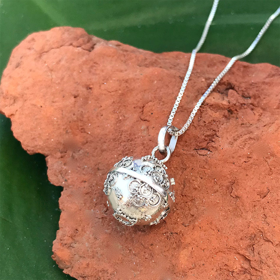 Unique Ashes Pendant 925 silver 'Ball' | Cremation Jewellery