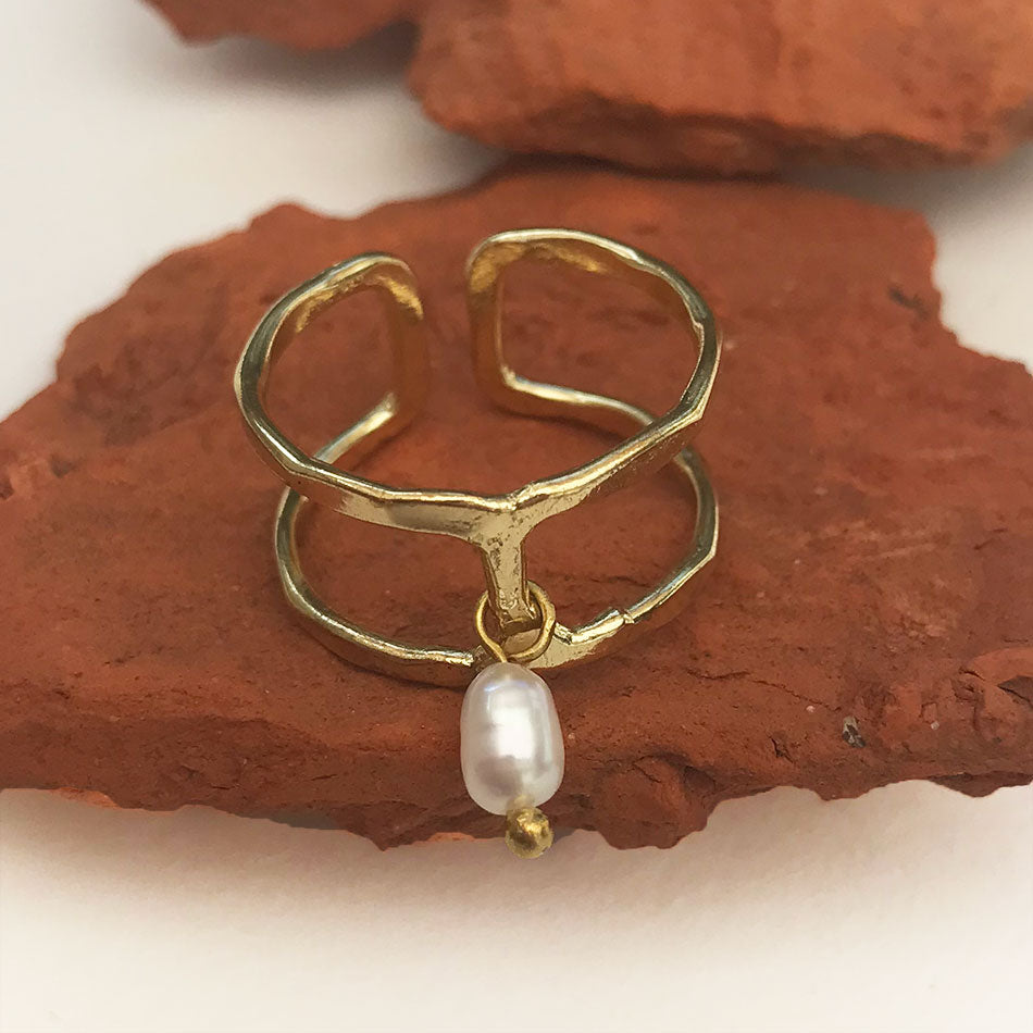Fair trade freshwater pearl ring handmade by women artisans in India