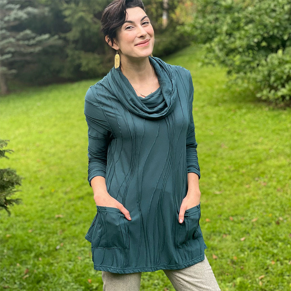 Fair trade cotton pocket tunic handmade by women in Nepal