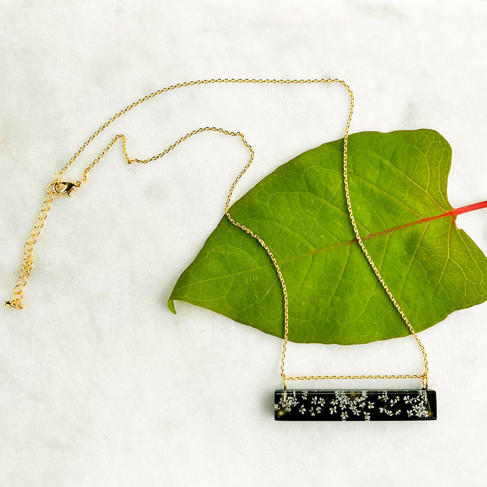 Queen Anne's Lace Eco Bar Necklace, Colombia