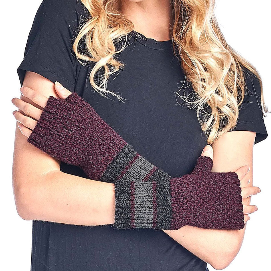 Fair trade alpaca gloves handmade by artisans in Peru