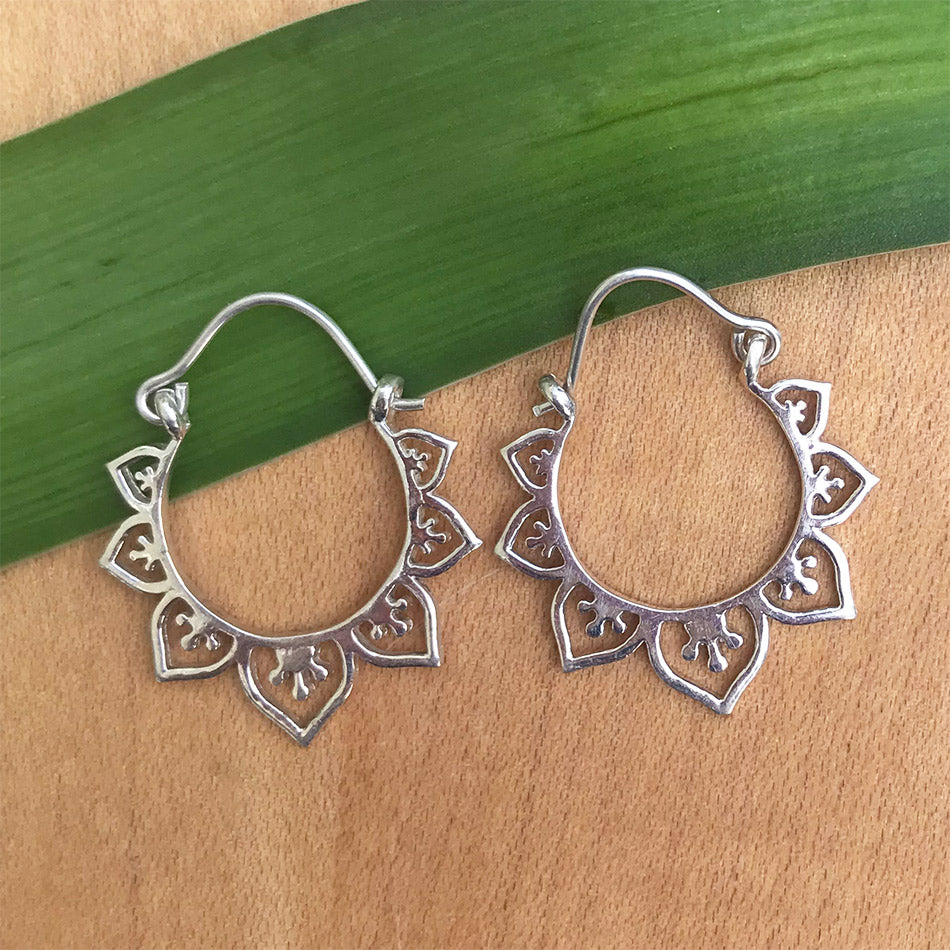 sterling silver fair trade earrings handmade in Thailand