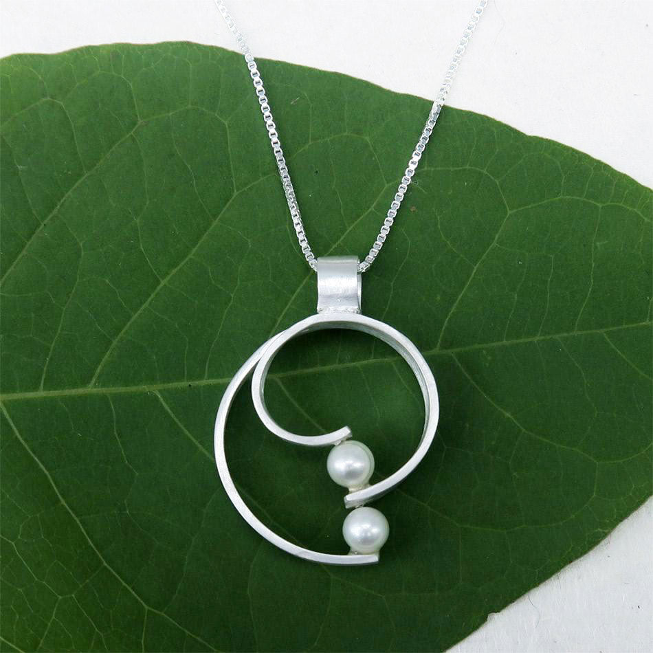 Fair trade necklace pearl 
