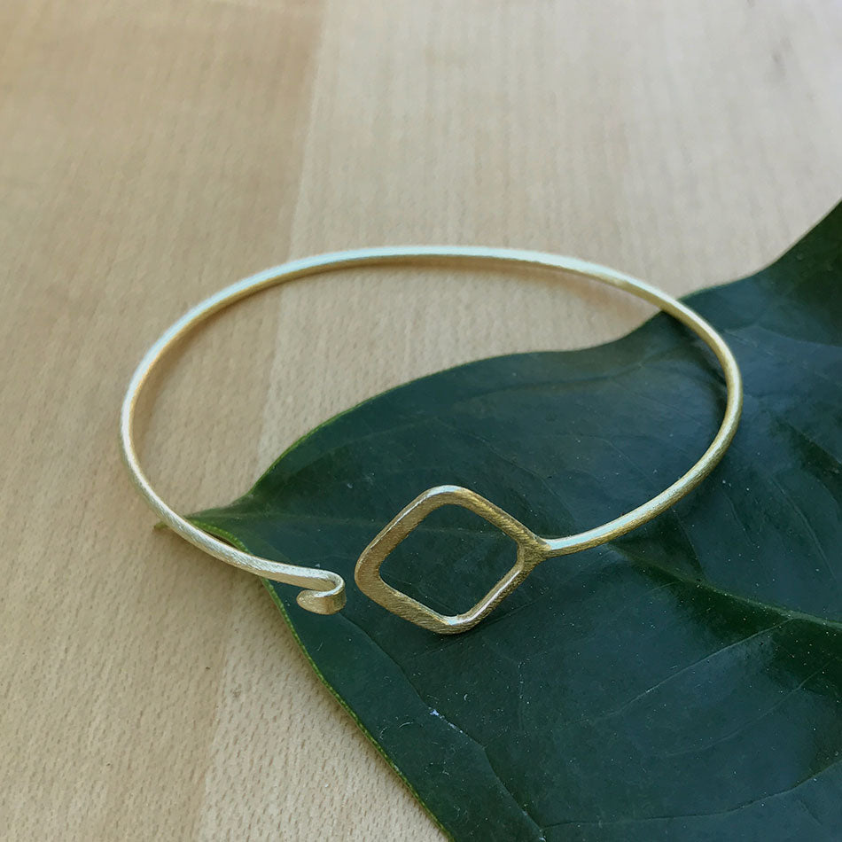 Touch of Elegance Bracelet, Brass - Diamond, India