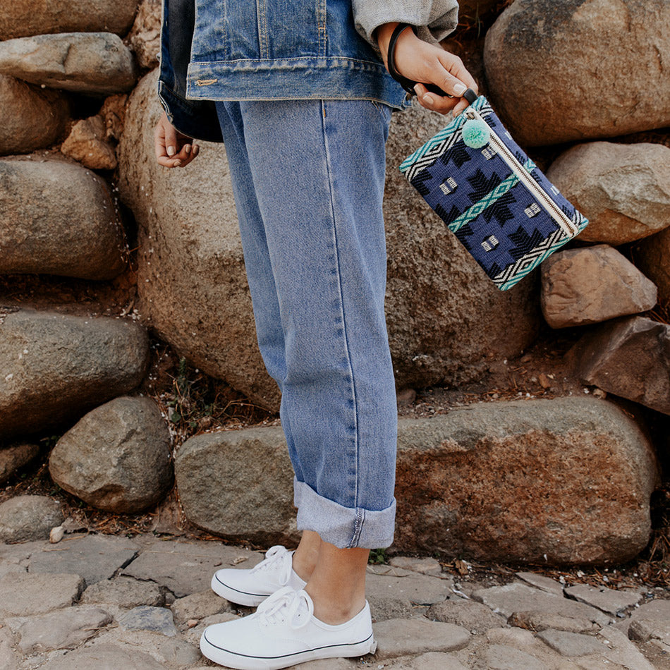 Fair trade clutch handmade in Peru