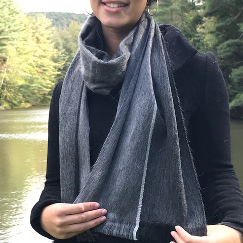 Fair trade alpaca scarf black gray